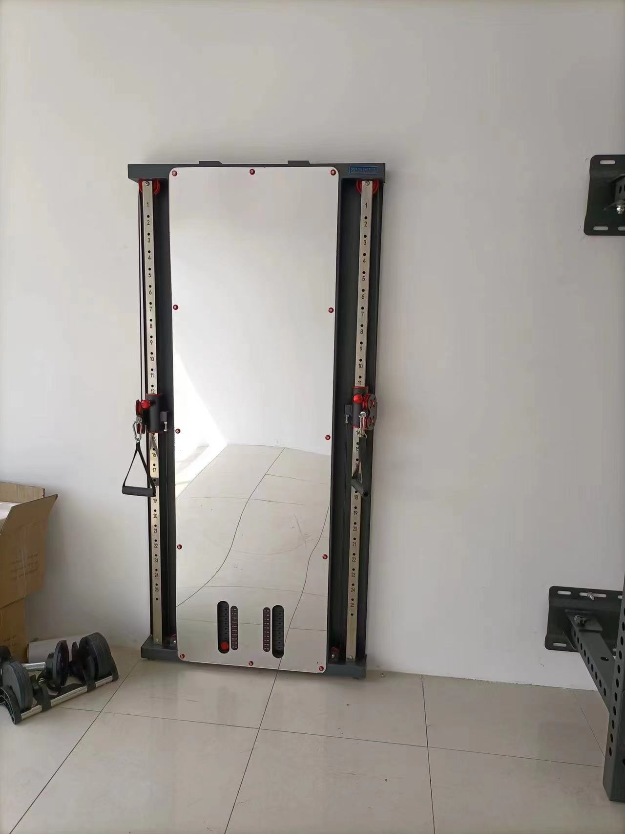 Home Gym Smith - Wandgemonteerde Smith Machine, dubbel functionele staande