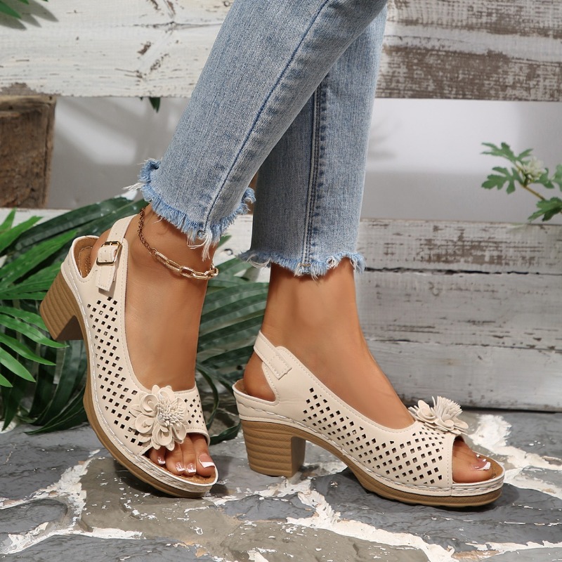 Dames sandalen met chunky hak  - Ankle Strap Attachment recensie en prijs